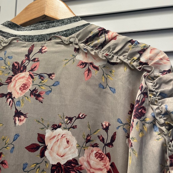 Buckle Gimmicks Floral Jacket - Picture 4 of 11